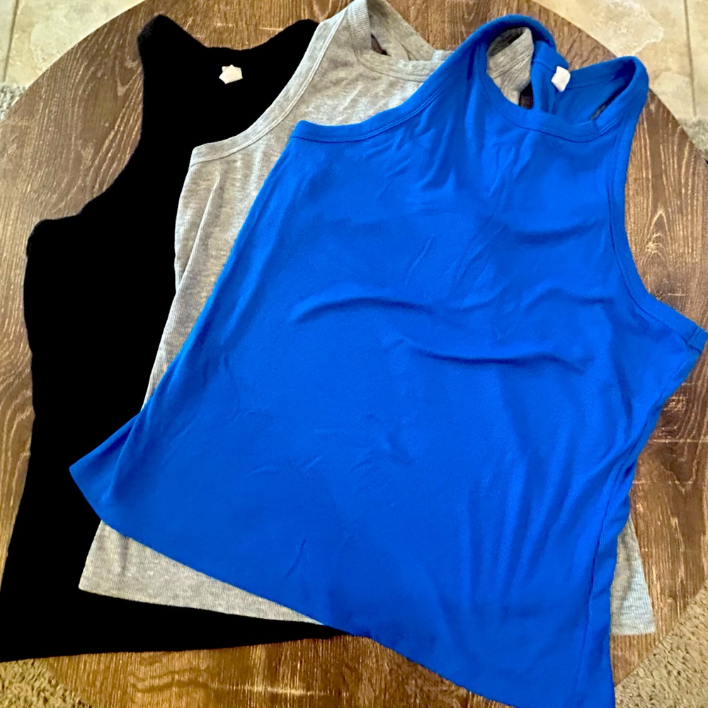 Old navy power flex racerback tank bundle.